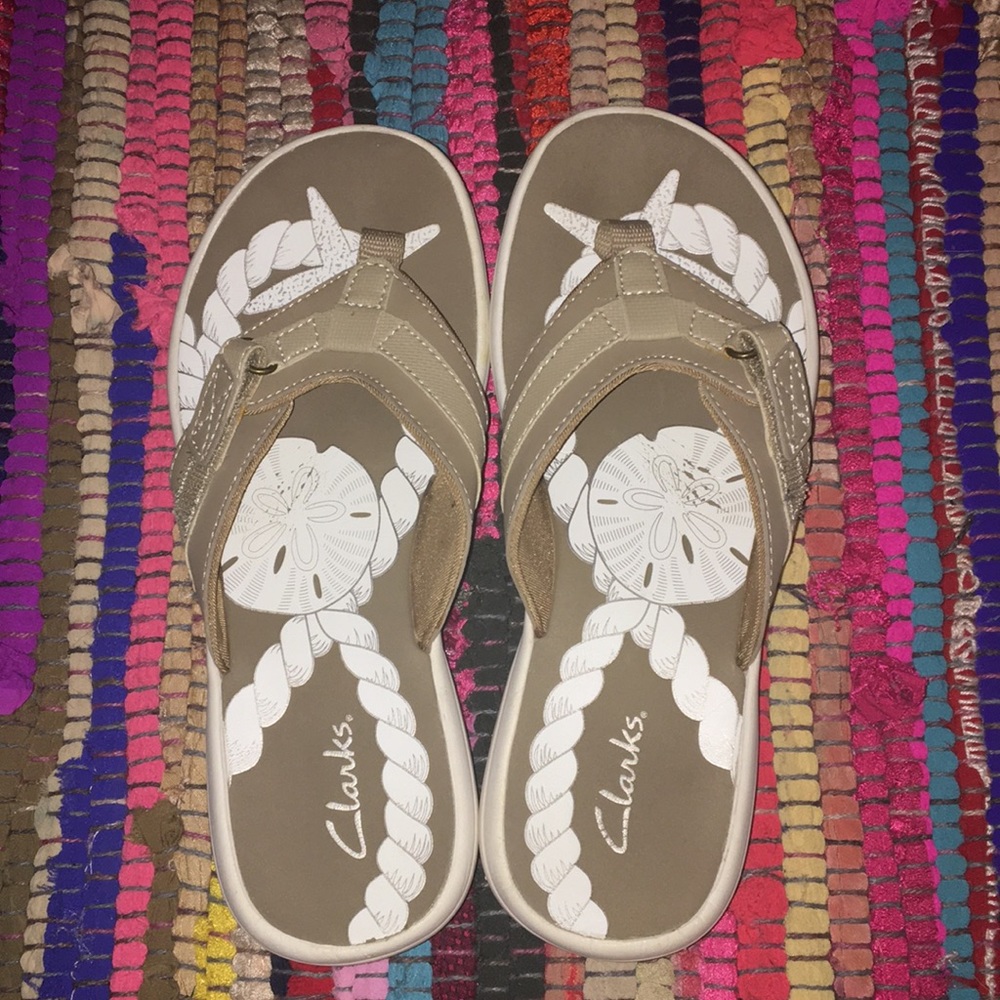 CLARKS SANDALS 🌞